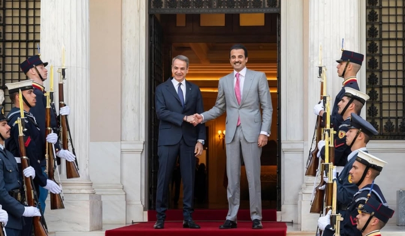 HH The Amir Meets Greek Prime Minister in Athens to Strengthen Bilateral Cooperation